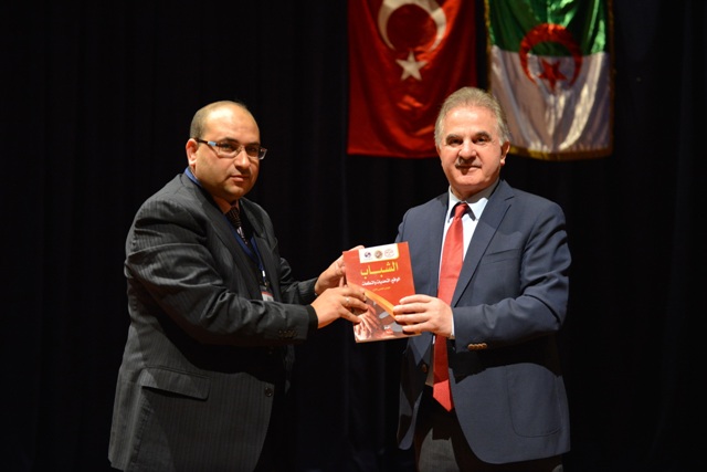 Uluslararası Türk Cezayir Konferansı Başladı