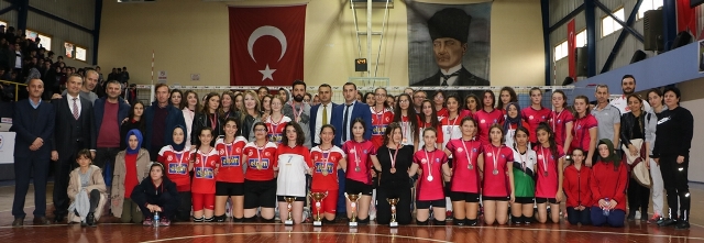 Voleybol İl Birinciliği sona erdi