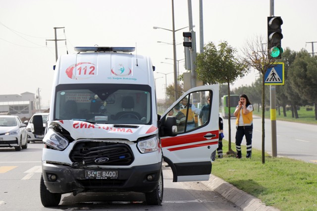 motosiklet yaklaşık 30 metre sürüklendi