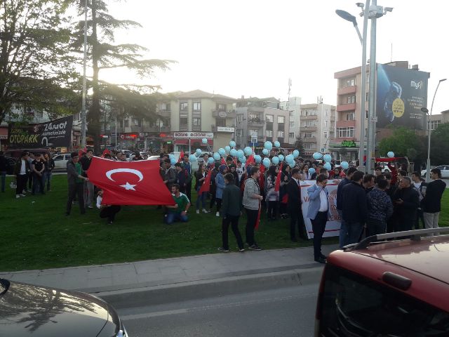 Gençler Afrin Şehitleri İçin Bir Araya Geldi