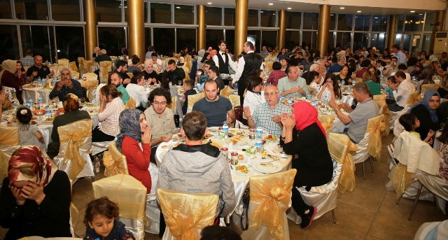 Belediye personeli iftarda buluştu