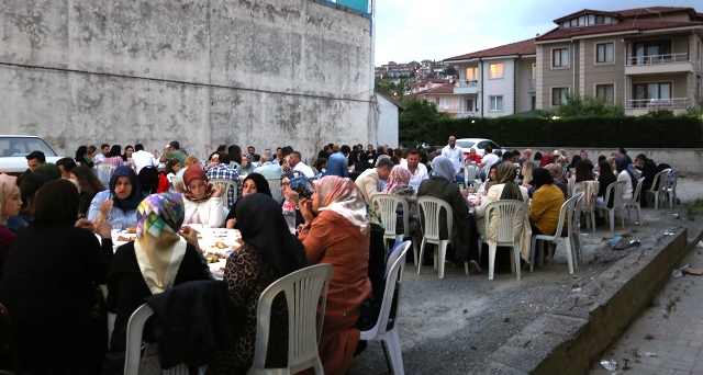 Kadın Kollarıyla iftar buluşması