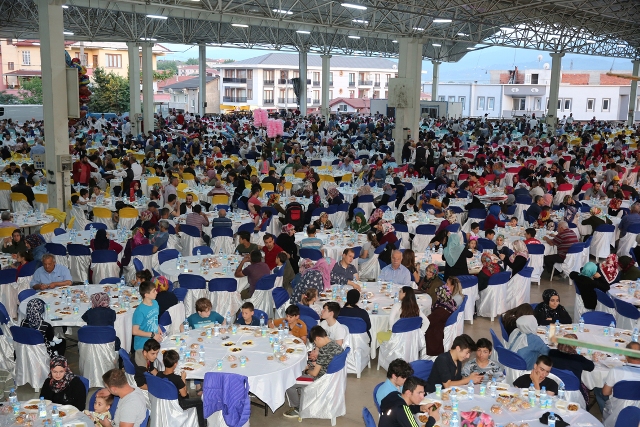 Oruçlar Hızırtepe’de dualarla açıldı