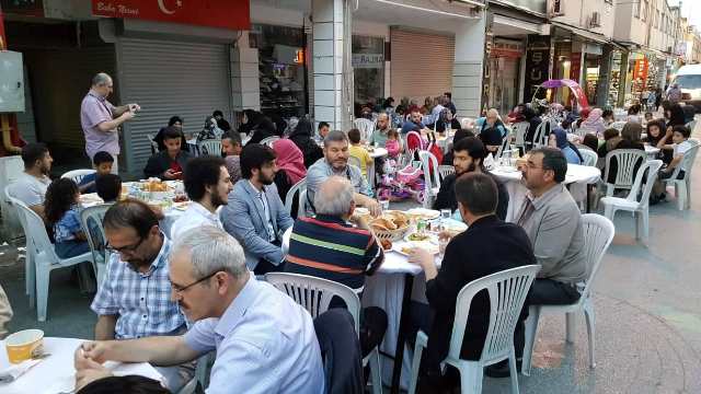 Merhamet-Der'den anlamı iftar