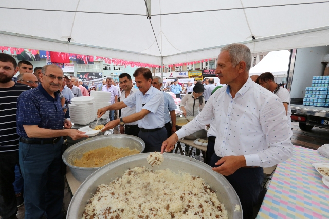 7 bin kişilik pilav