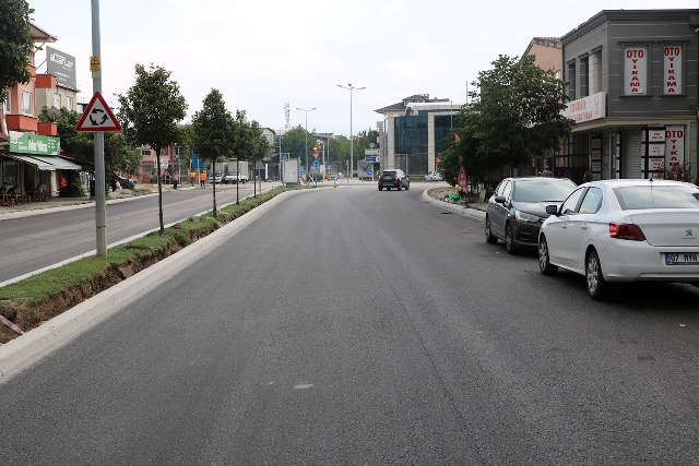 Sanayi Caddesi asfaltlandı