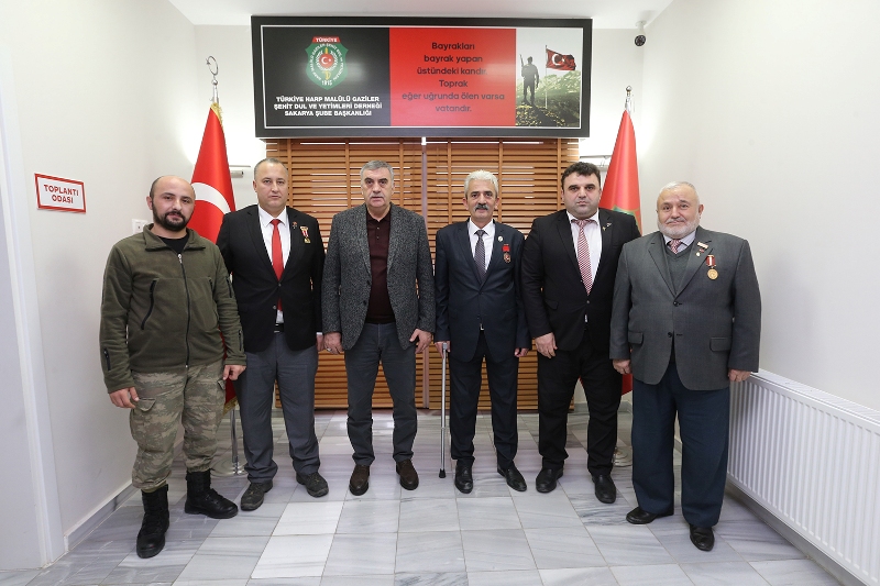 Şehit yakınları ve gazilerimizin yanındayız