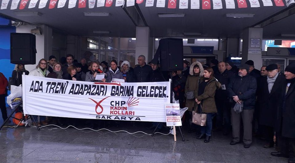 CHP'i kadınların tren ısrarı