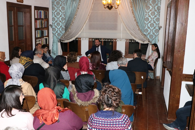 Halk müziği bize memleket kokusu bırakır