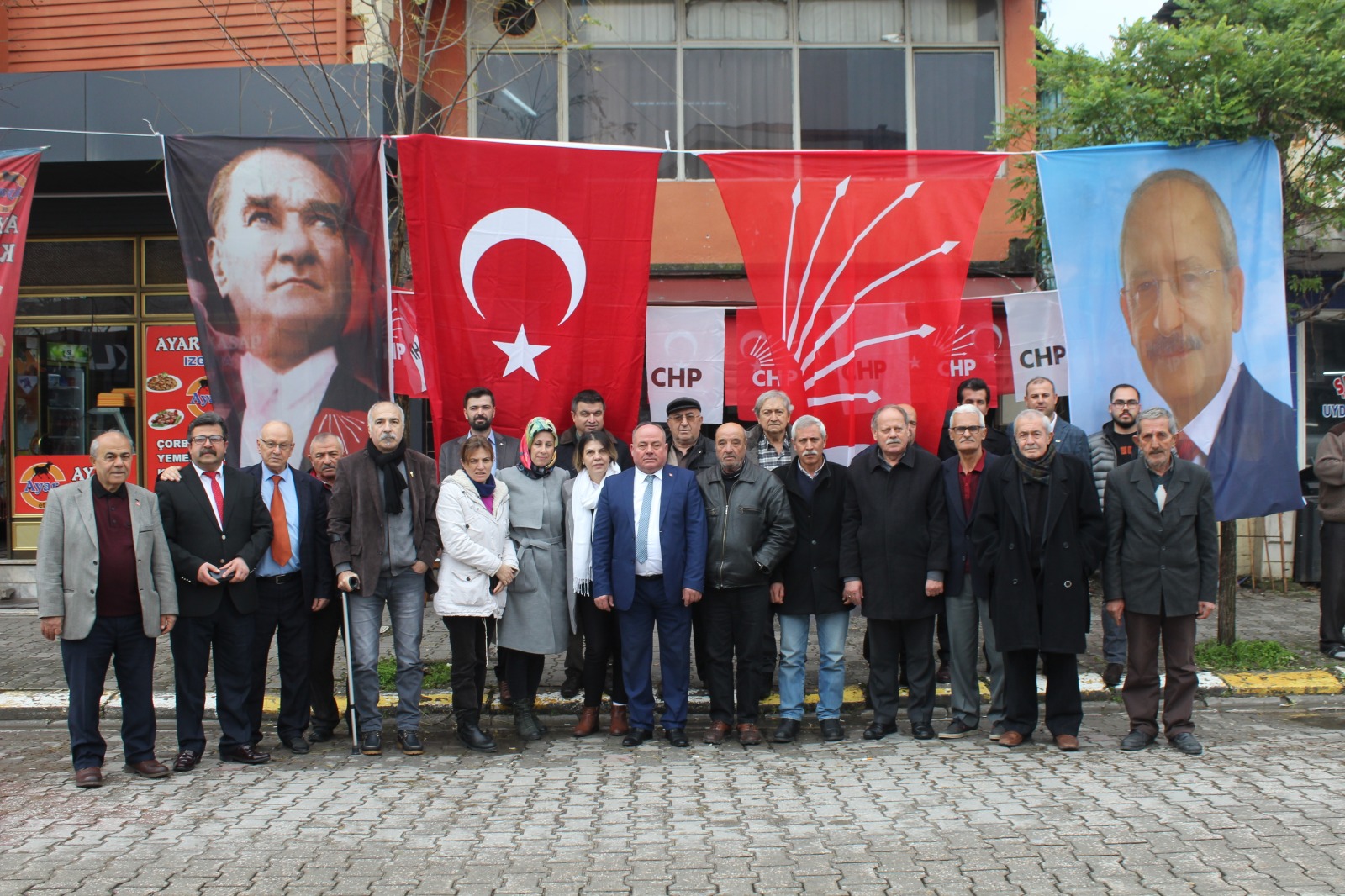 CHP Ferizli’de Şen ile devam