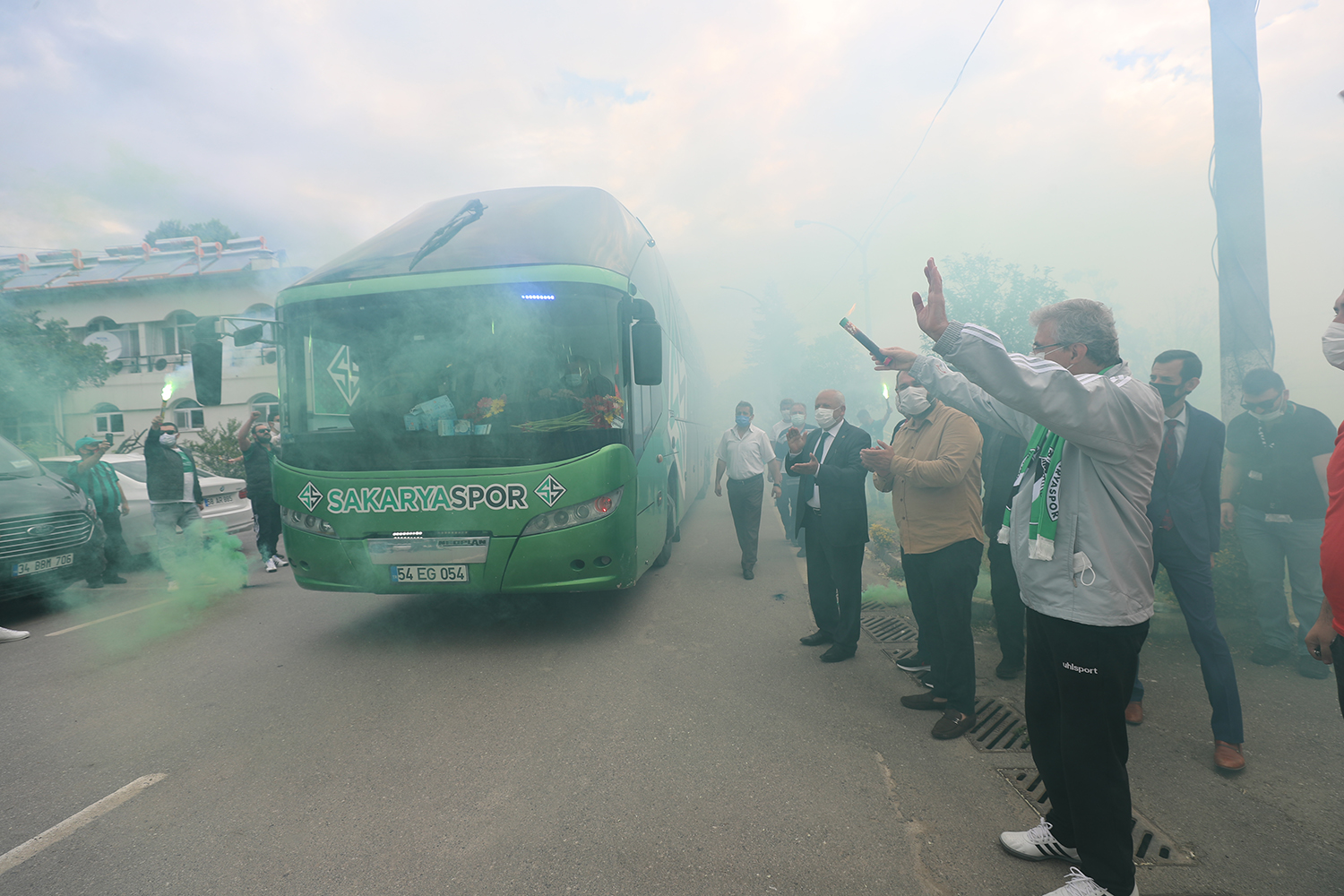 Takıma coşkulu uğurlama