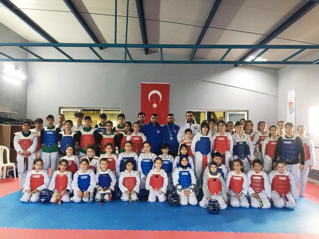 Büyükşehirin sporcusu üçüncü oldu