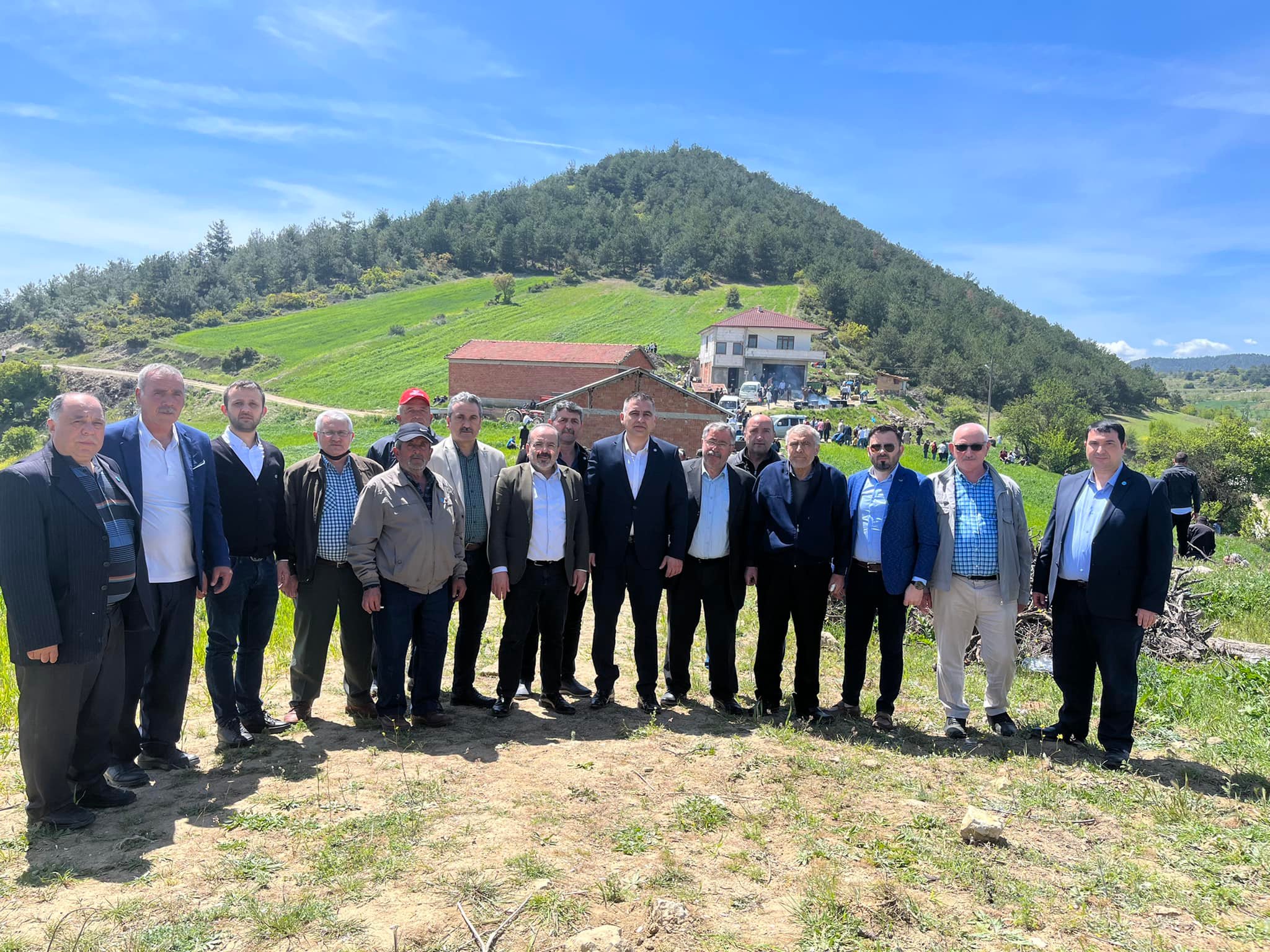 İYİ Parti heyeti Hıdrellez şenliklerinde