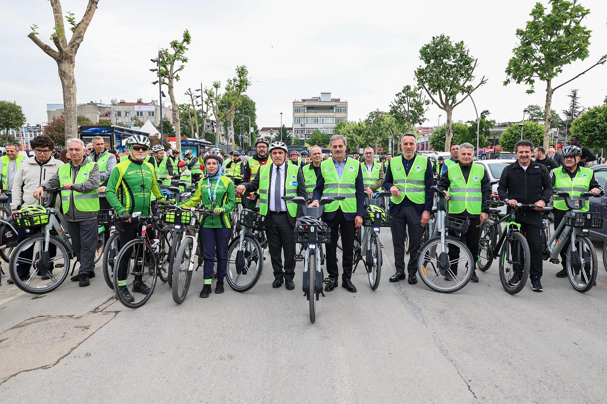 Pedallar trafik için döndü