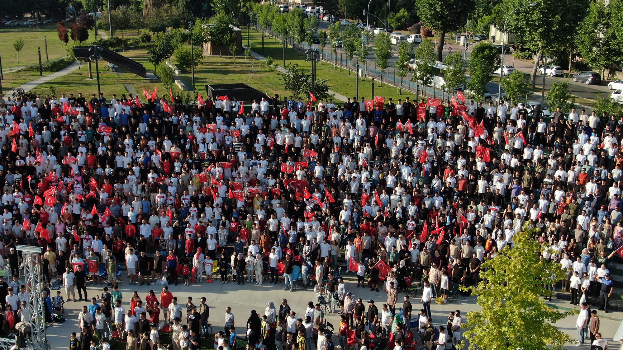 Büyükşehir’den maça davet var