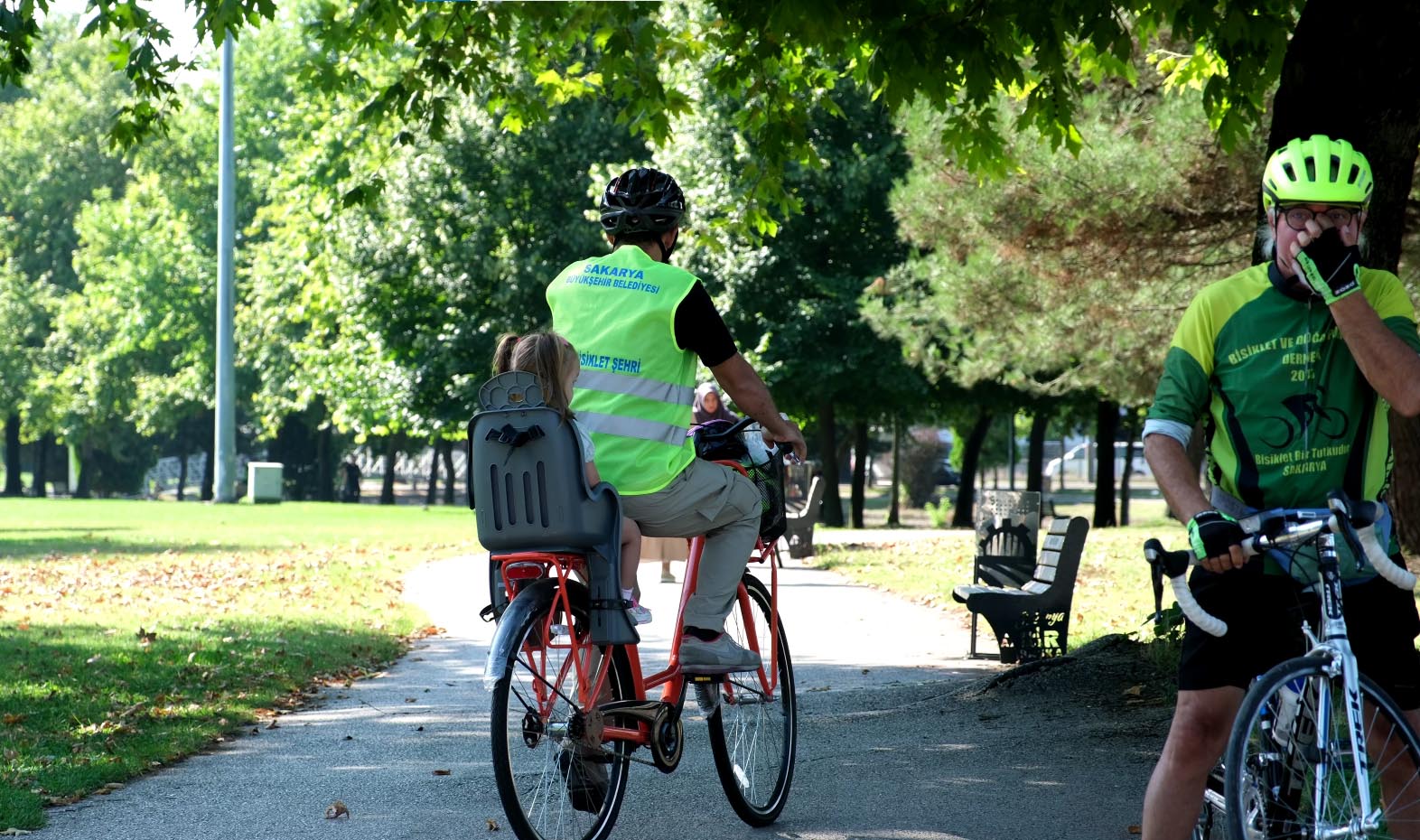 Pedallar yine dostluğa döndü