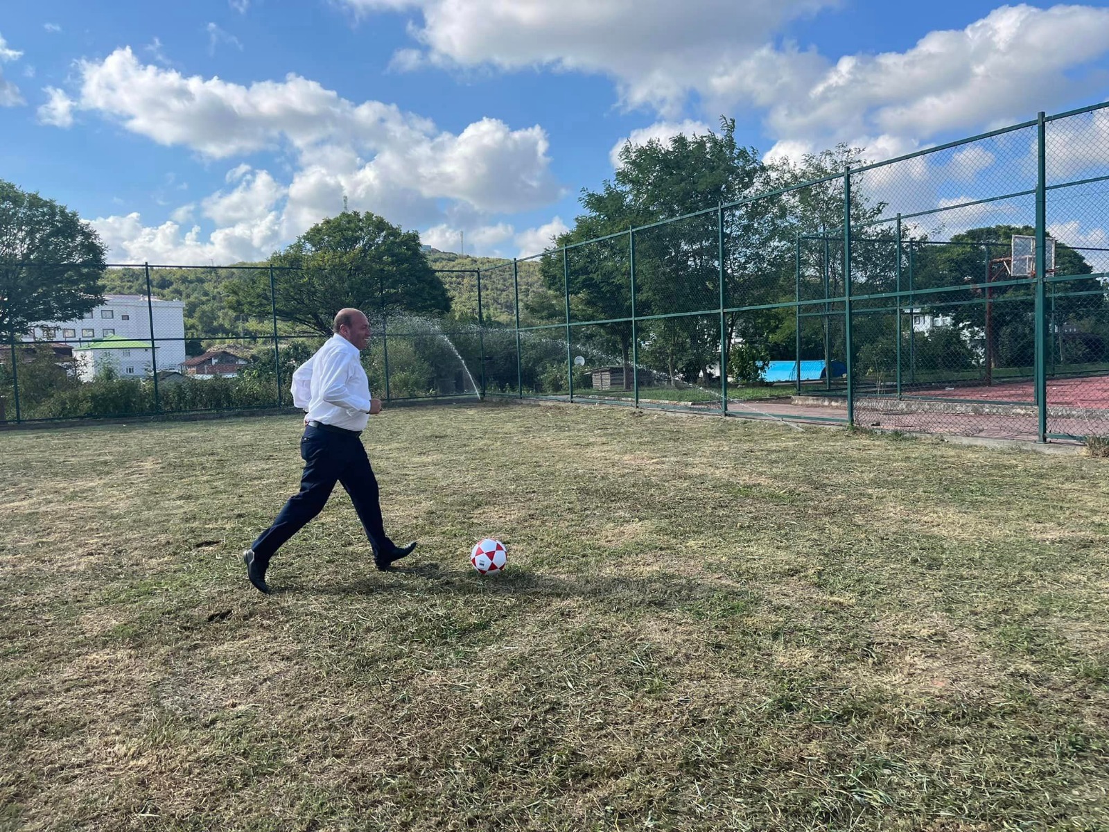 Başkan Ata’nın futbol merakı