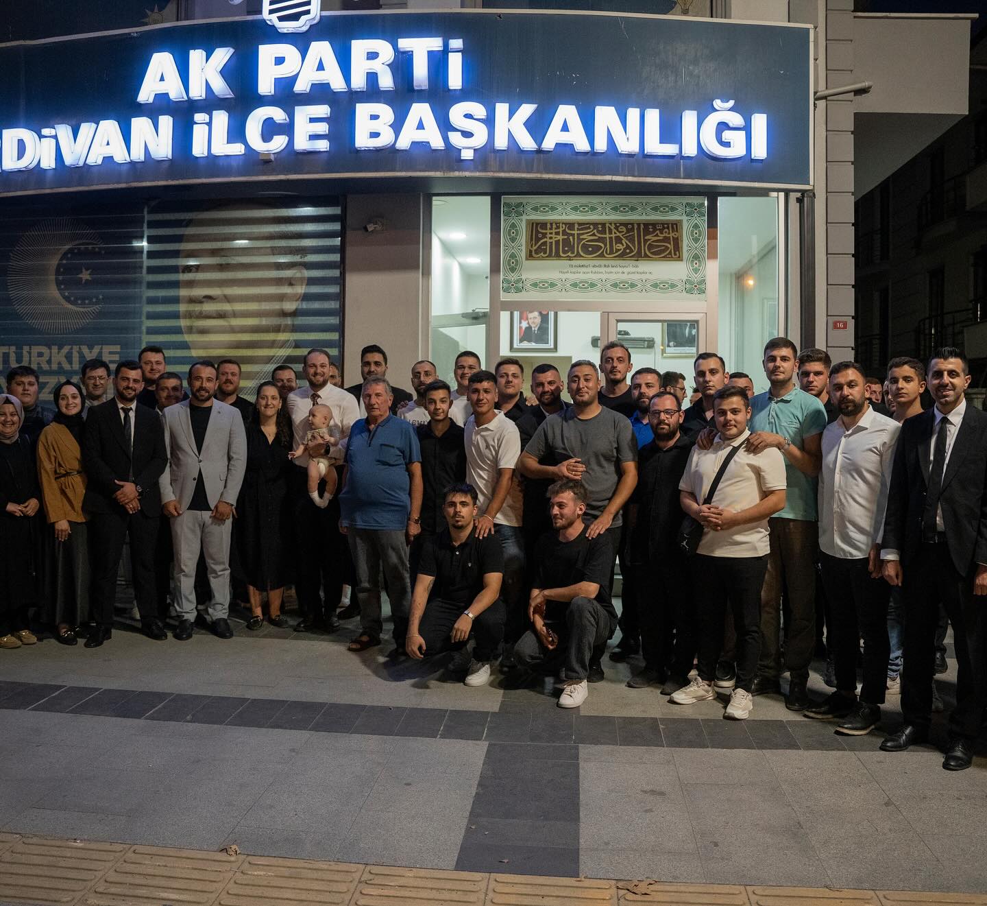 AK Parti Serdivan'da devir teslim