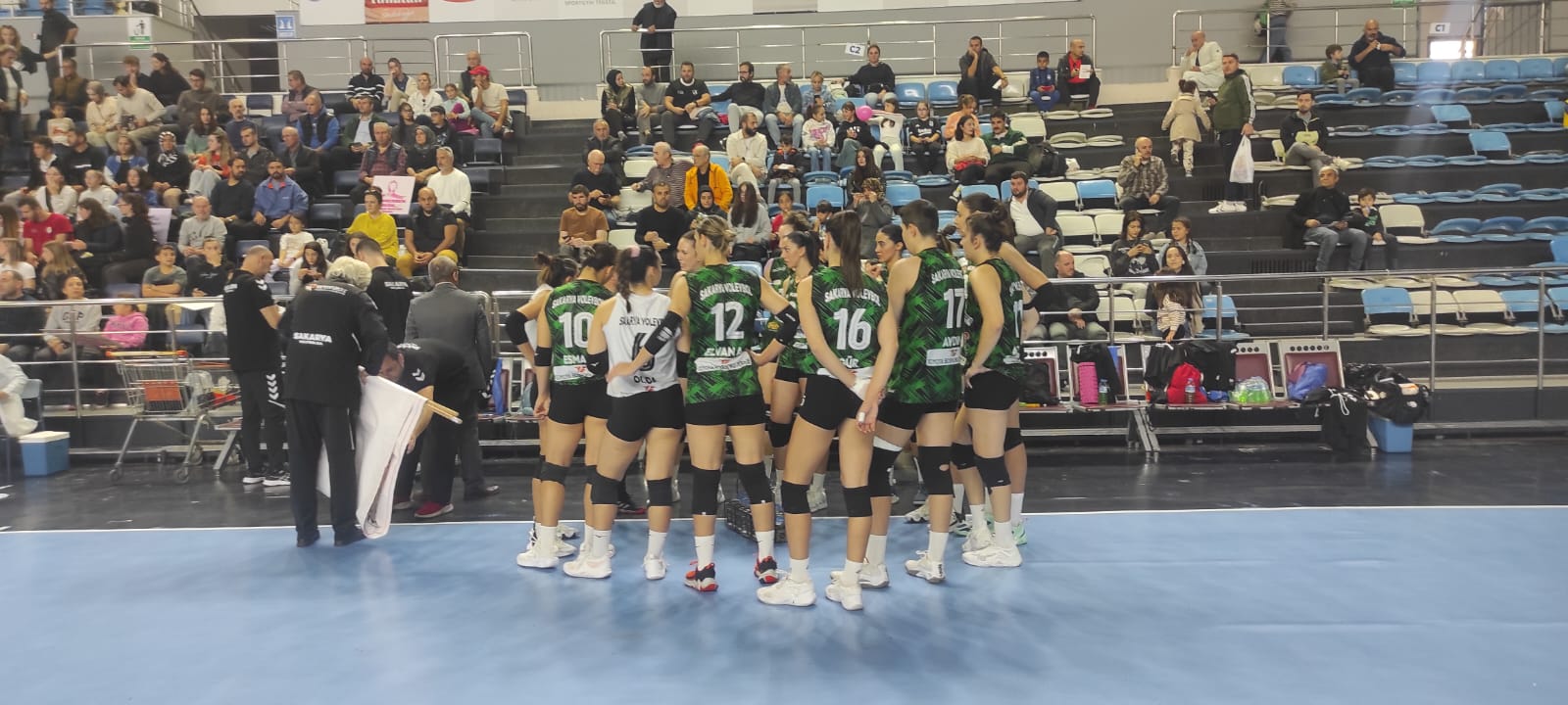 Sakarya Voleybol, Evinde VakıfBank'ı Ağırlayacak