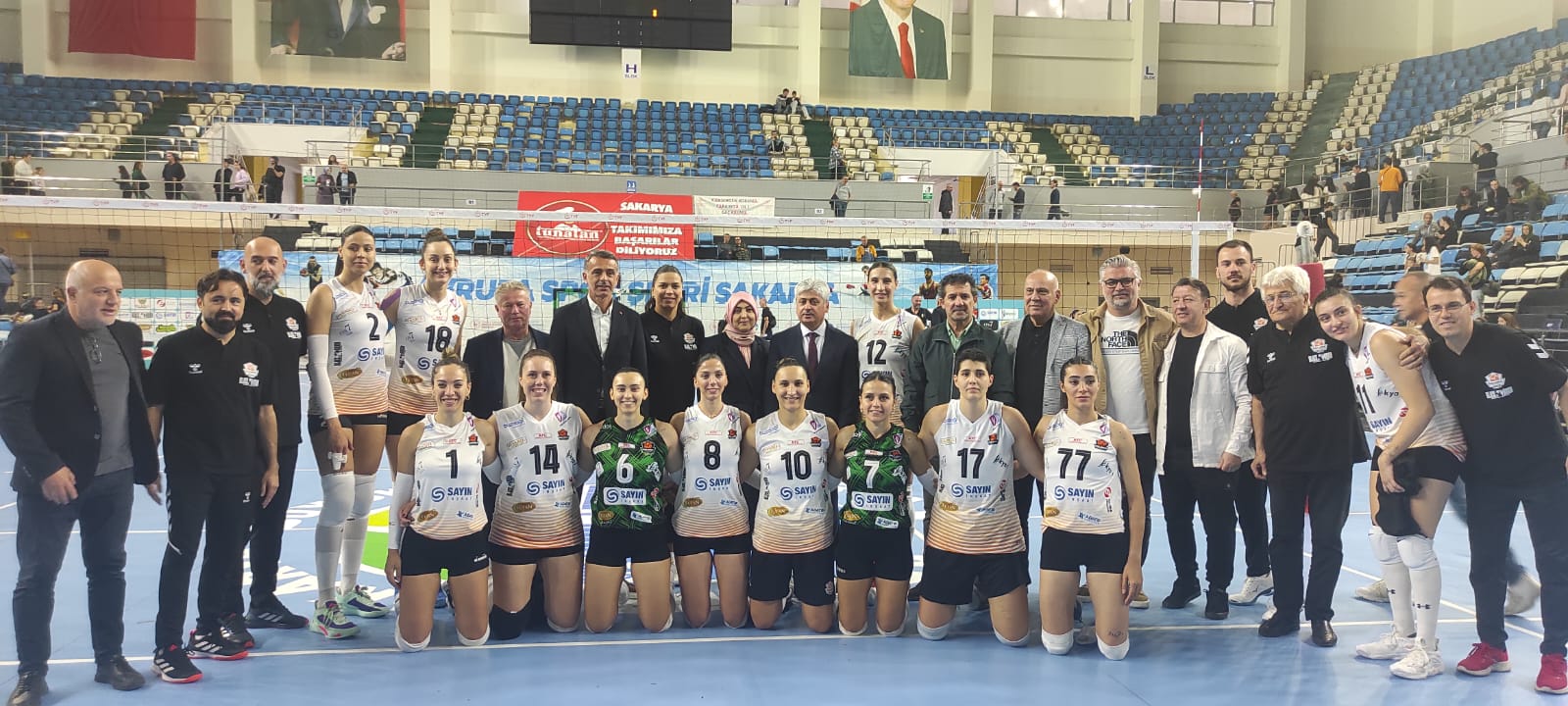 VakıfBank'ı 3-0’la geçtik