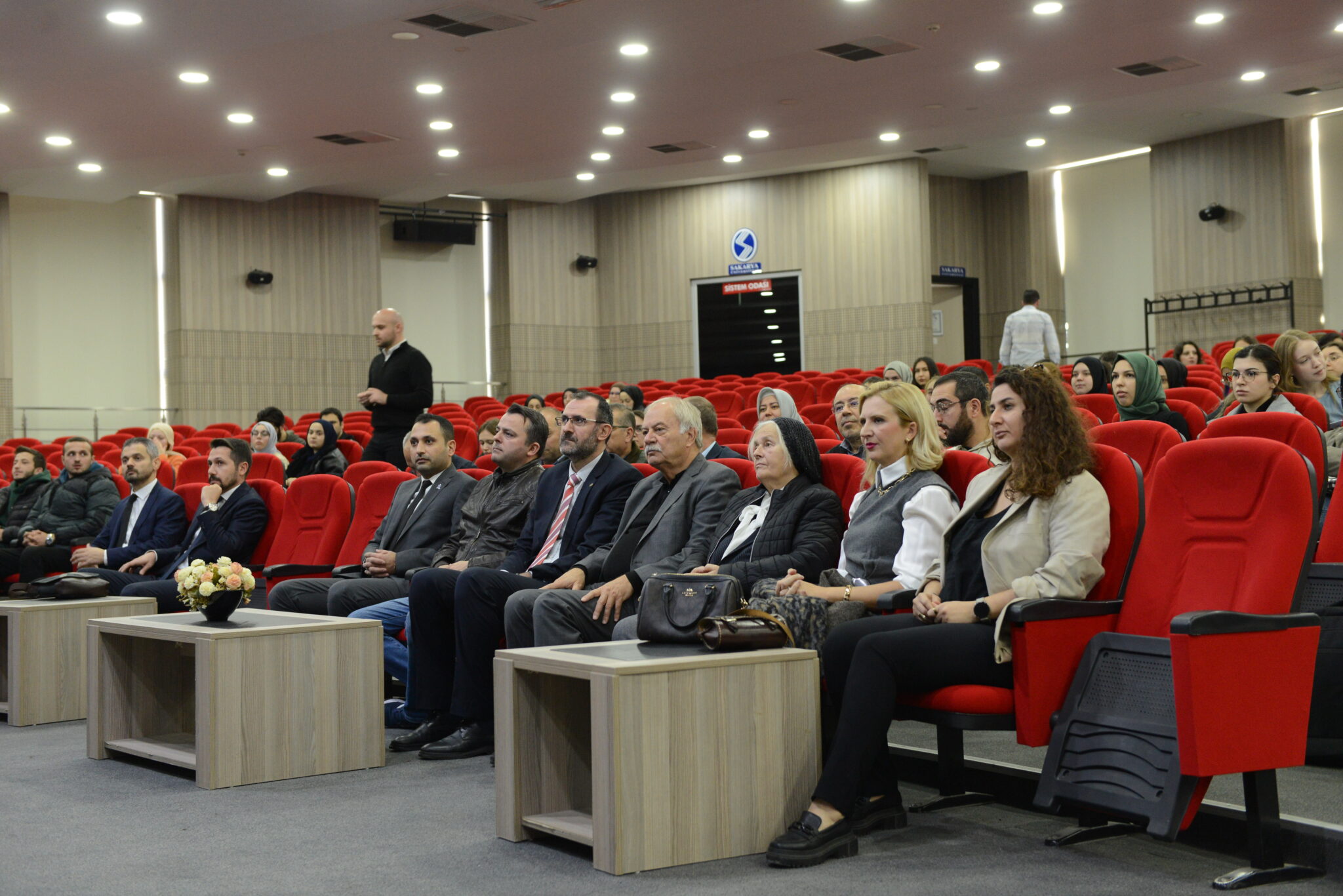 Balkanlarda Türk Edebiyatı Konuşuldu