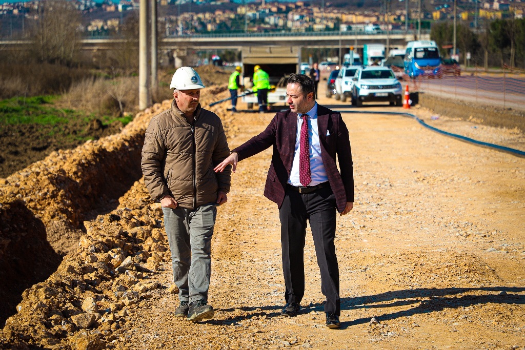 Metrobüz güzergahında içme suyu çalışma